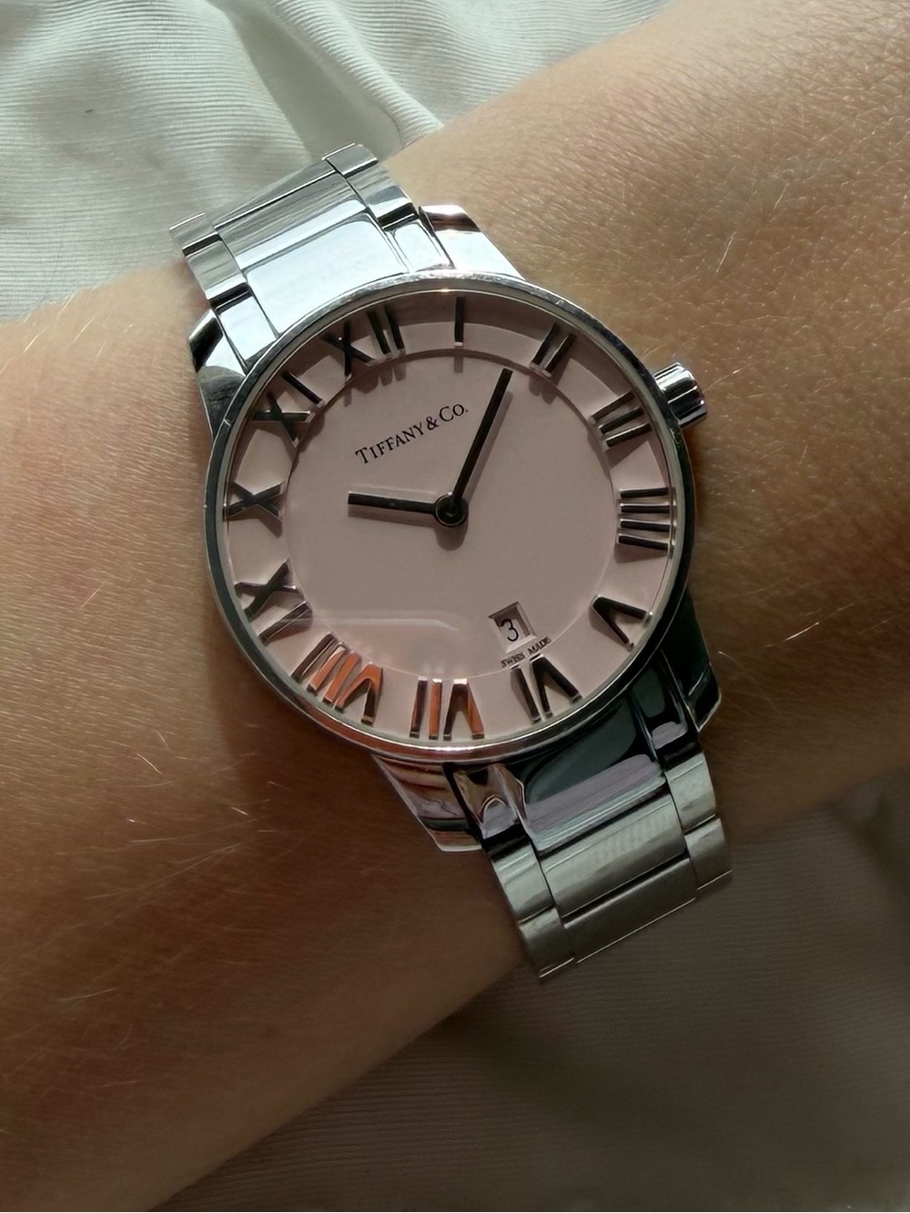 Authentic Tiffany & Co Stainless Steel 29mm Atlas 2-Hand Quartz Watch Pink